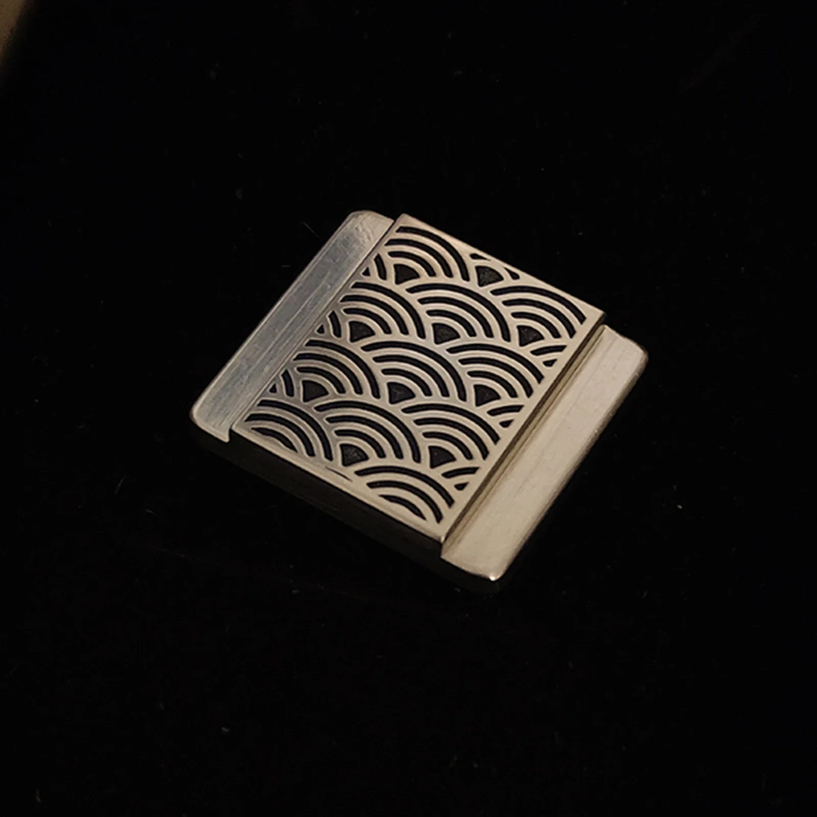 Surfing Shutter Button Hot Shoe Cover, Metal Vintage Brass, Fujifilm, Leica, Nikon, Sony, Minolta, Rollei, Olympus, Hassellad F-1, 1Pc