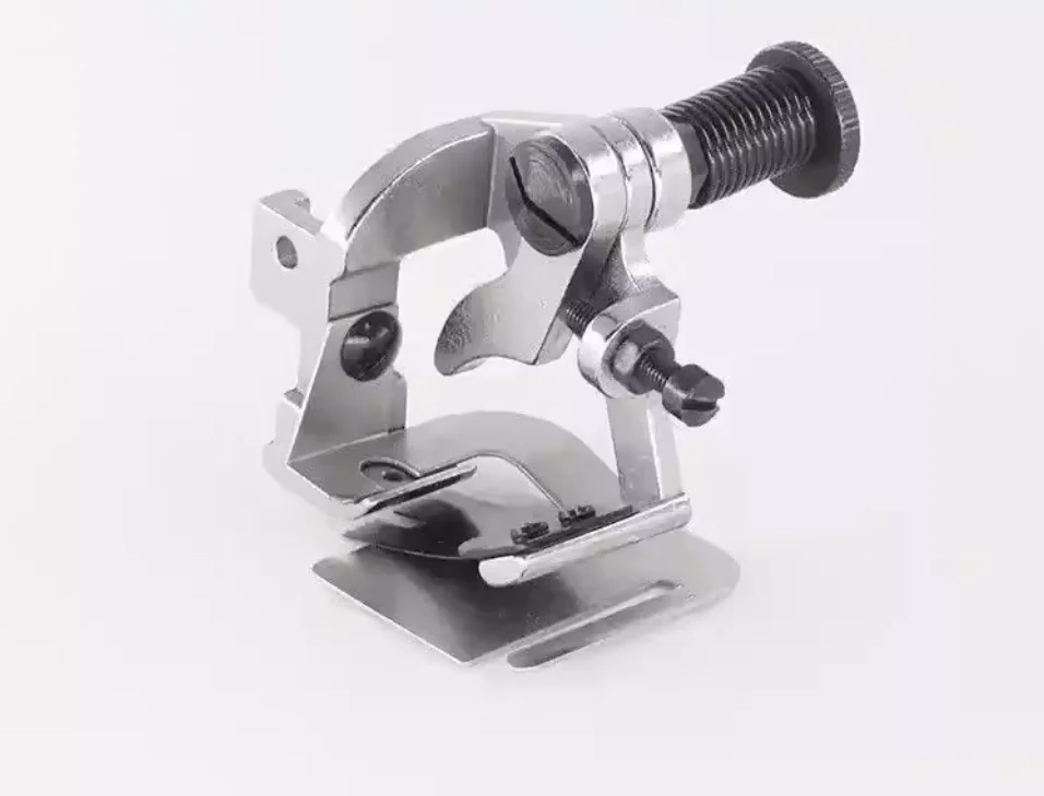 Industrial Flat Car Sewing Machine Wrinkle Presser Foot Pleated Device Thin Material with One Needle and   Tight