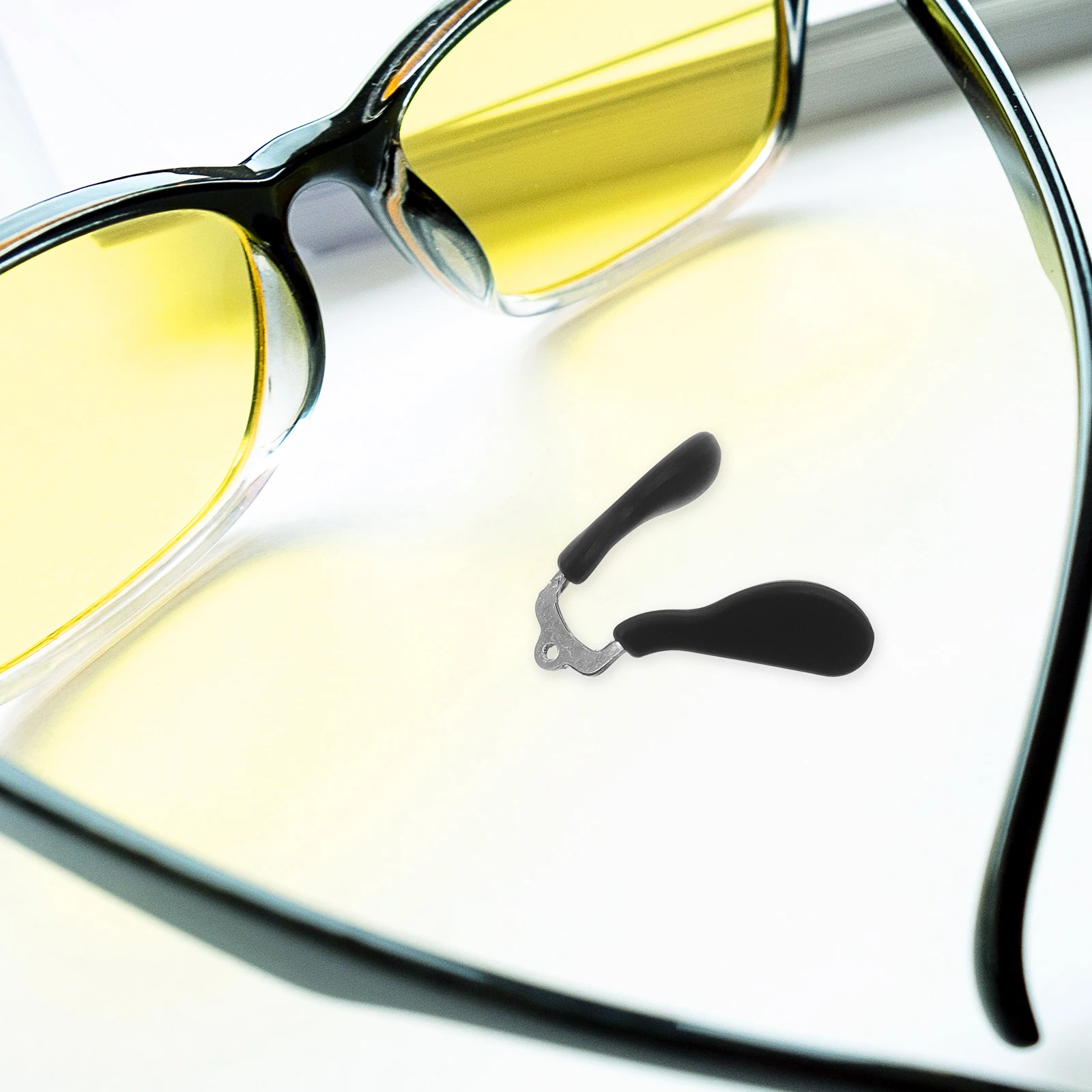 Рисунок 6 - подушечки для носа для очков