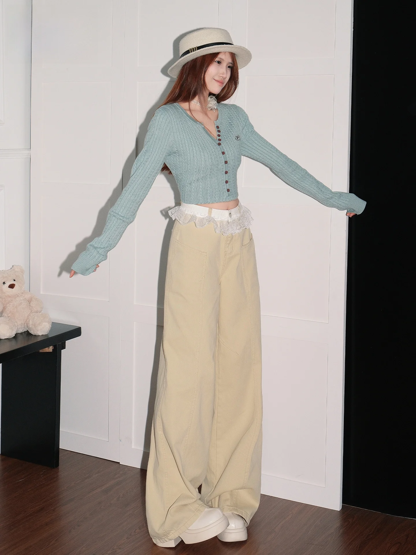 

Женские джинсы прямого кроя цвета хаки с кружевной отделкой, новинка 2026 года, свободный крой, визуально стройнящие, широкие штанины, повседневные, с высокой талией, деним, весна-лето