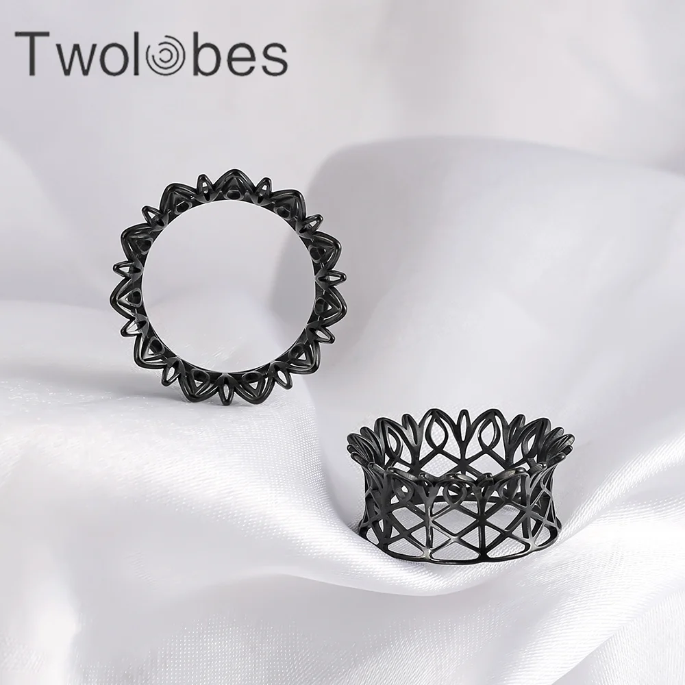 Twolobes 2PCS New Hollow Out Breathing  Ear Gauges Tunnels Plugs 316 Stainless Steel Piercing  Women Body Jewelry Summer