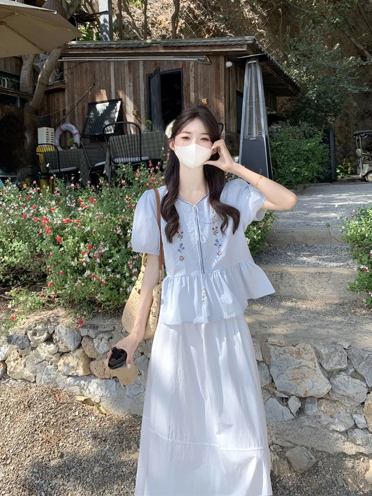 

Korean Style Slim Fit Short Sleeve Embroidered Bubble Sleeve Shirt Women's Fashionable Summer New Arrival Top Casual Wear