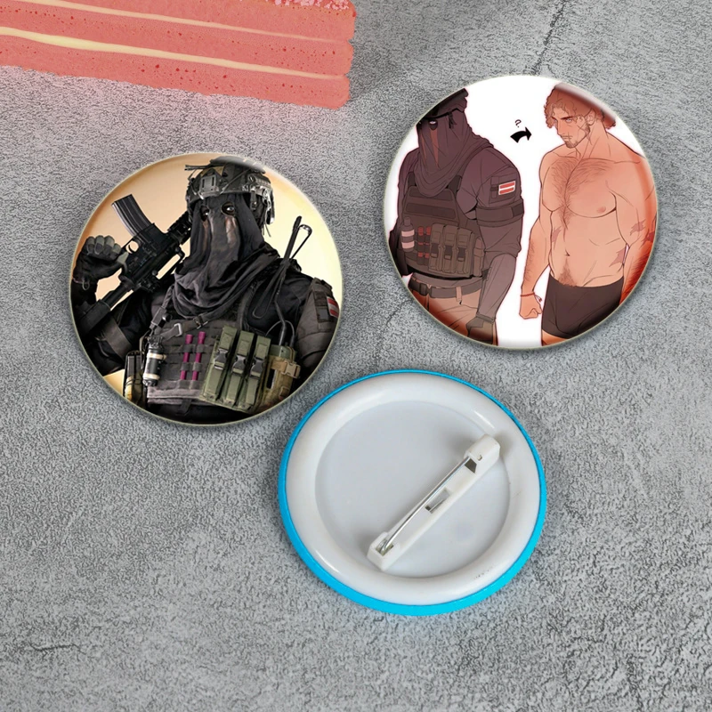 58MM juego caliente Call of Duty pines redondos fantasma cráneo negro Ops broche creativo hojalata broches de botón suave insignia en la mochila