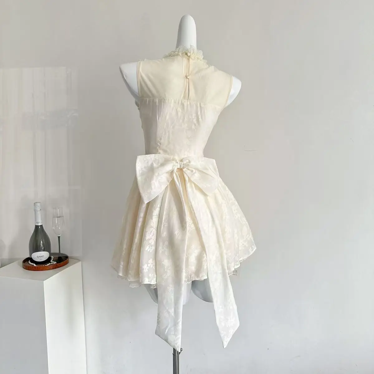 Sommer Sexy Elegante Schleife Abendkleider Spitze Süßes Mädchen Ärmelloses Partykleid Niedlicher Sommer 2000er Schlanker Minirock 2025 Frau Y2k