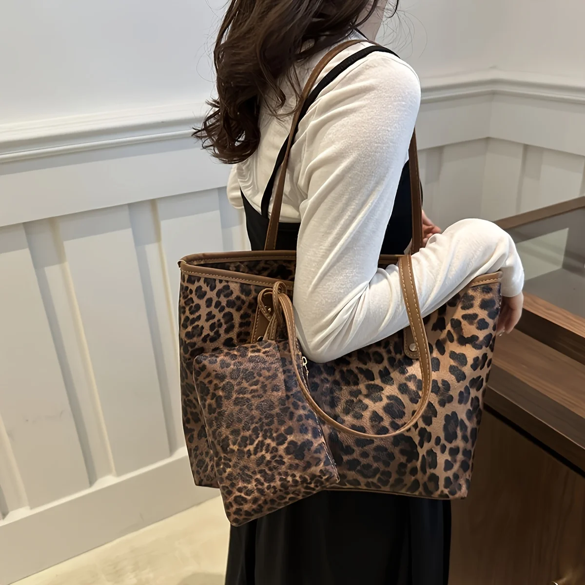 Leoparden-Schultertasche, Retro-Tierdruck-Handtasche mit großer Kapazität und Geldbörse, modische Casual-Style-Designer-Einkaufstasche – Detail 2