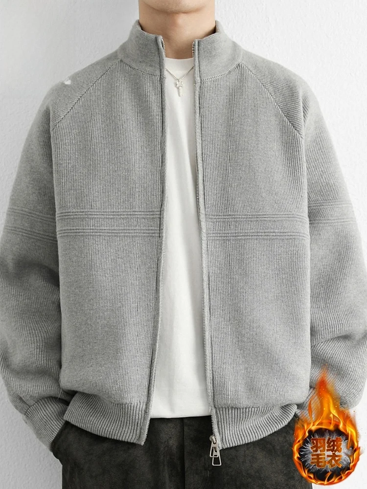 

Вязаный утепленный зимний кардиган-свитер для мужчин 2025 года, новый, теплый, с воротником-стойкой, молодежный, модный, из полиэстера