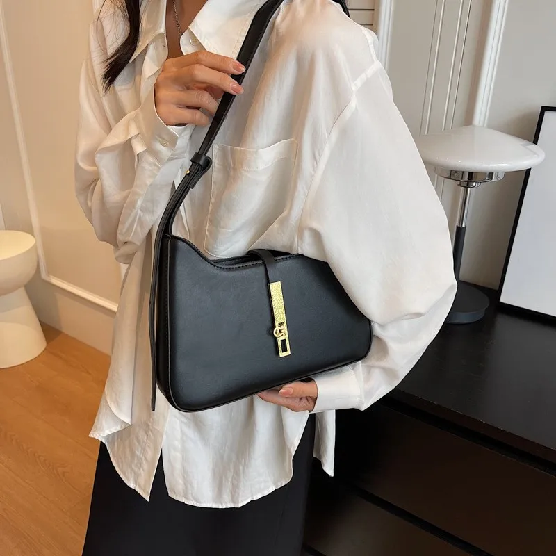 Fashion Luxury Shoulder Bag Women 2024 New Solid Color PU Leather Simple Handbag Lady Casual Vintage Black White Underarm Bags