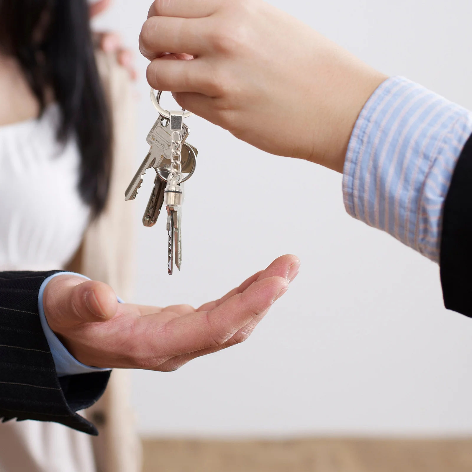 

10Pcs LED Flashlight Keychain Mini Portable Key Chain Tiny Key Ring Light for Camping Dog Walking Emergency LED Keychain Ring