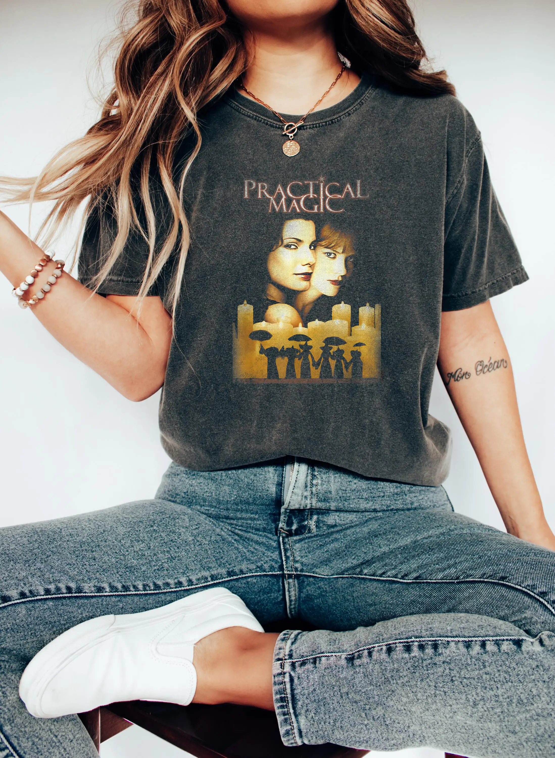 Practical Magic 1998 Shirt, Vintage Hexenfilm T-Shirt, Halloween Midnight Margaritas Shirt, Hexenästhetisches Grafik-T-Shirt – Detail 6