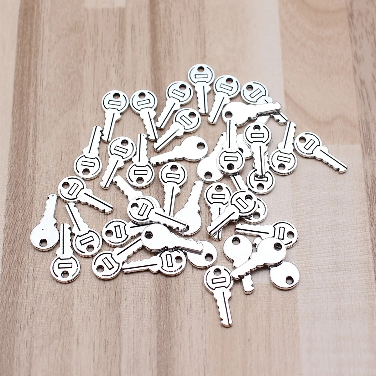 40Pcs Key Charms for DIY Jewellery Making
