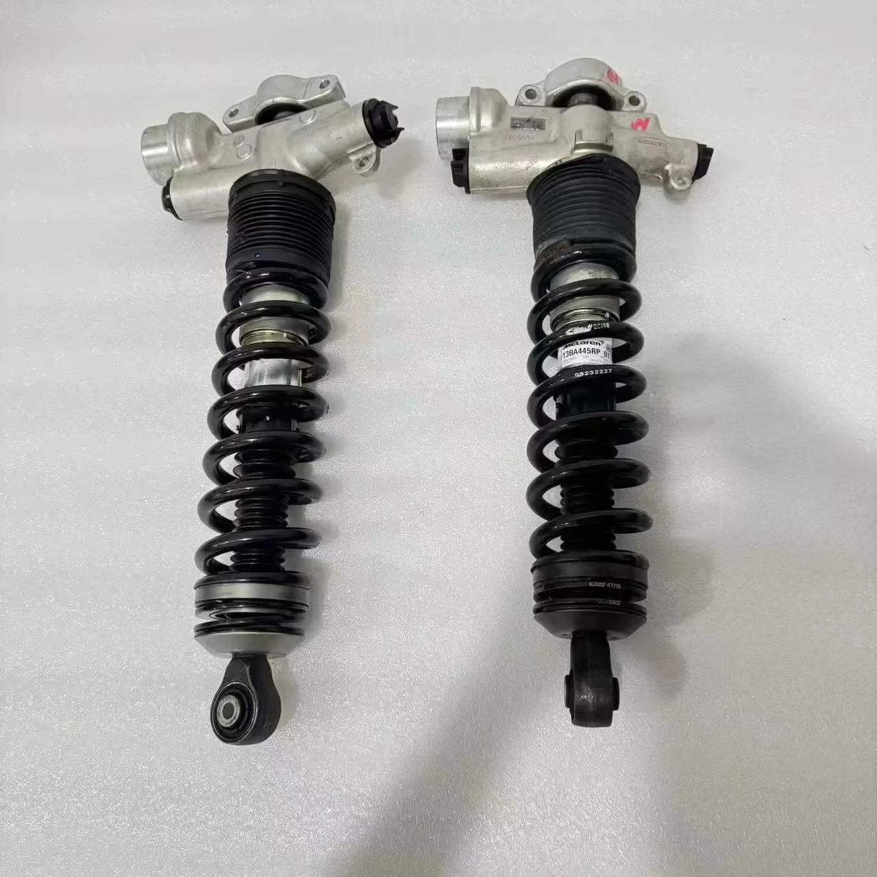 Original equipment CE: 13BA445RP 13BA446RP for left and right front column shock absorbers suitable for 600LT original use