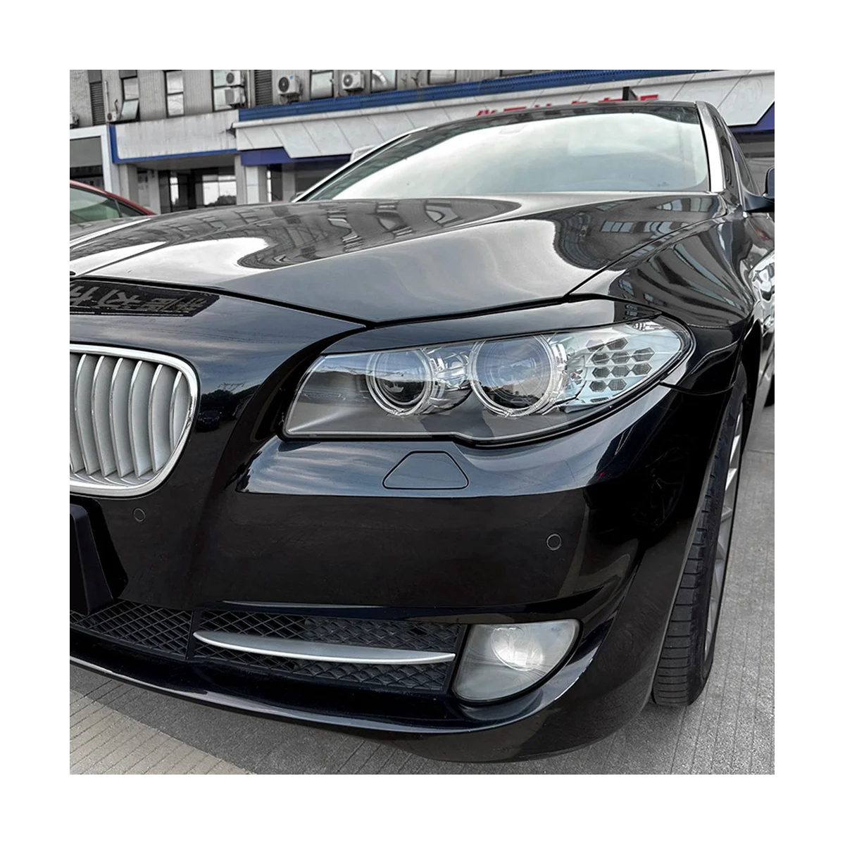 

For BMW 5-Series F10 F11 Early 2011-2014 Glossy Black Front Headlight Cover Garnish Strip Eyebrow Cover Trim Sticker