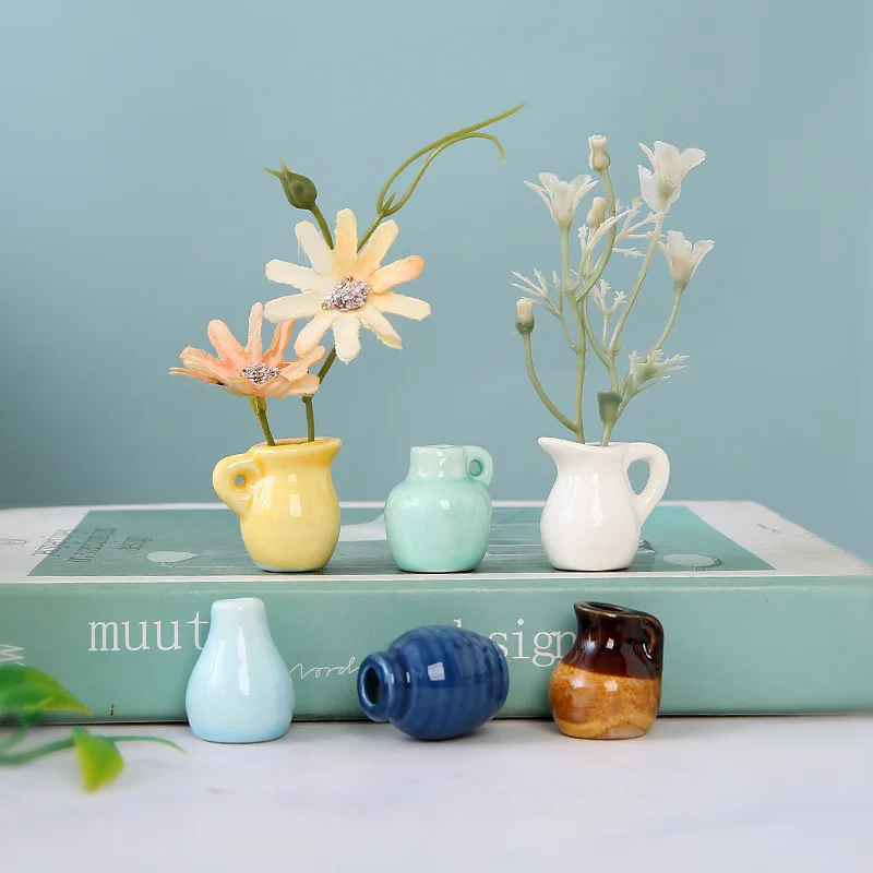 

Mini Ceramic Vase Magnets Creative Handmade Style Exquisite Small Flower Vases for Refrigerator Decor