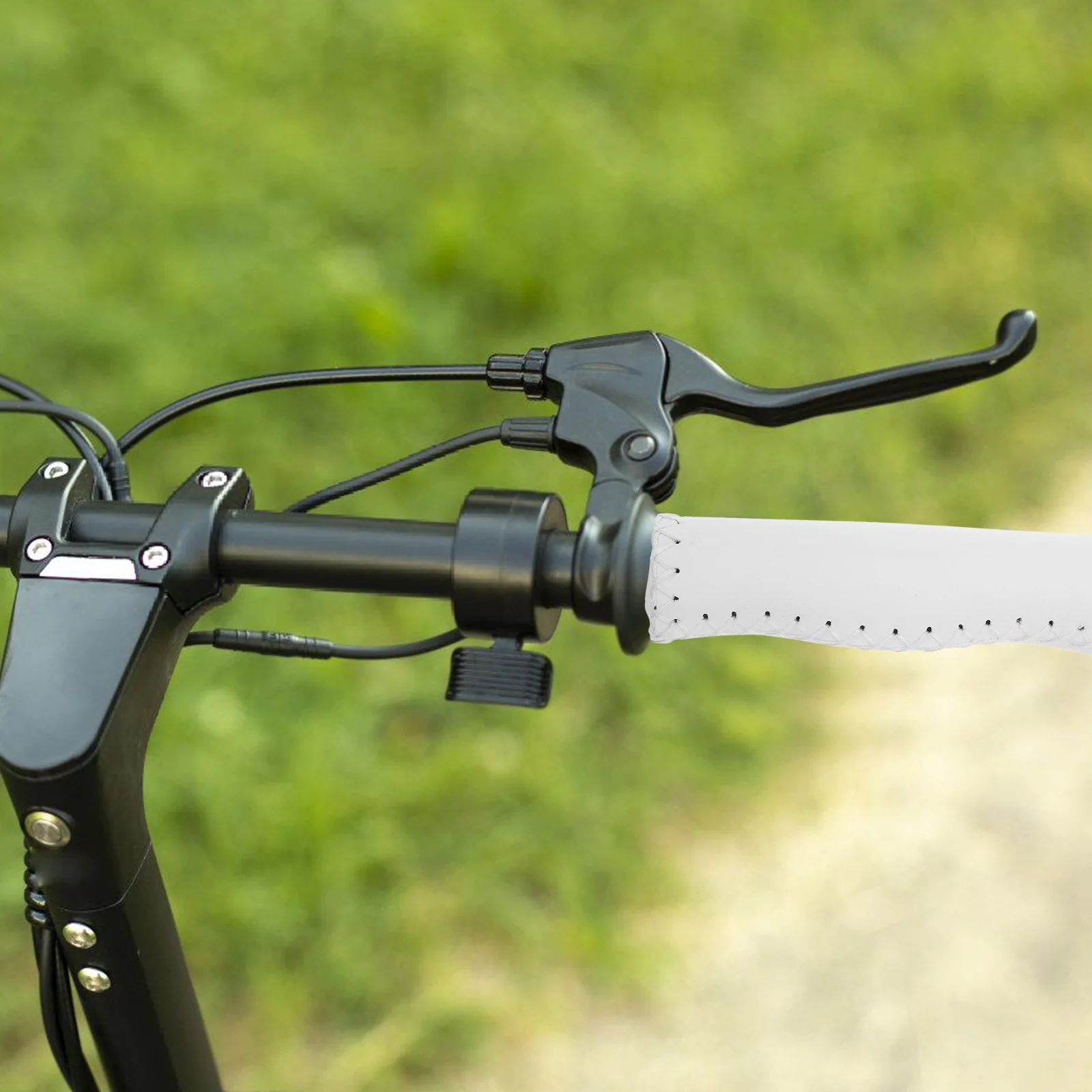 

2 Pcs Bicycle Hand Grips for Bikes Handlebar Antiscratch Cover Cycling Covers White Kit