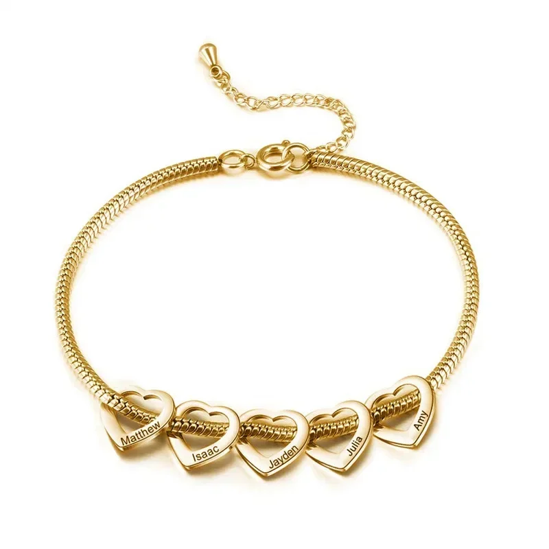 Nome del membro della famiglia inciso Bracciale con cuore d'amore Bracciale con ciondolo in acciaio inossidabile 316L Gioielli da donna Regalo di compleanno per la festa della mamma