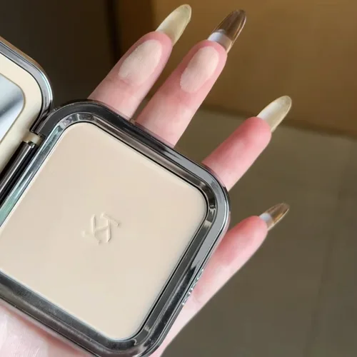 Imagen 1 del producto Polvo prensado de doble uso húmedo y seco de Italia, polvo mate Natural duradero, resistente al agua, para ajustar el maquillaje de tocar