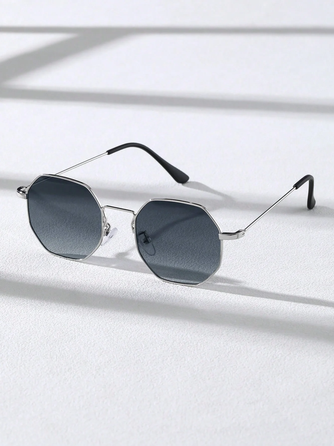 1 Stück Herren-Brille mit klassischem geometrischem Metallrahmen, silberfarben, modische Brille für Outdoor-Radfahren, Angeln, tägliches Zubehör – Detail 1