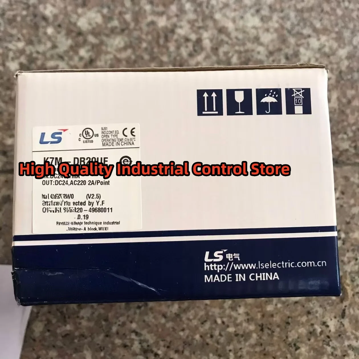 وحدة K7M-DR20UE XBC-DN40SU PLC أصلية جديدة