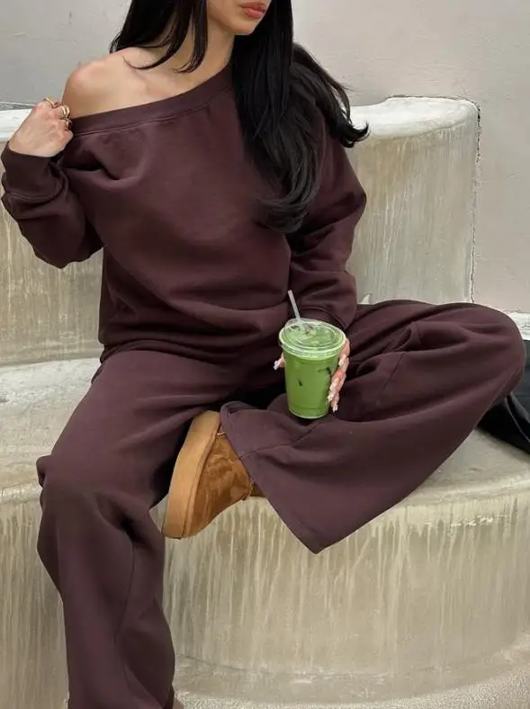 

Women's Autumn Winter Vacation Hoodie And Straight Leg Pants Two-Piece Set Long Sleeved Comfortable Casual Clothing