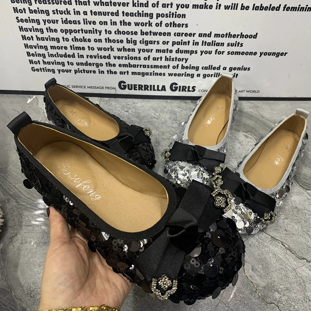 

Summer Women Flat Shoes Plus Size Casual Female Mullers Antislip Sequin Fashion Women Loafers Elegant Slio On Shoes