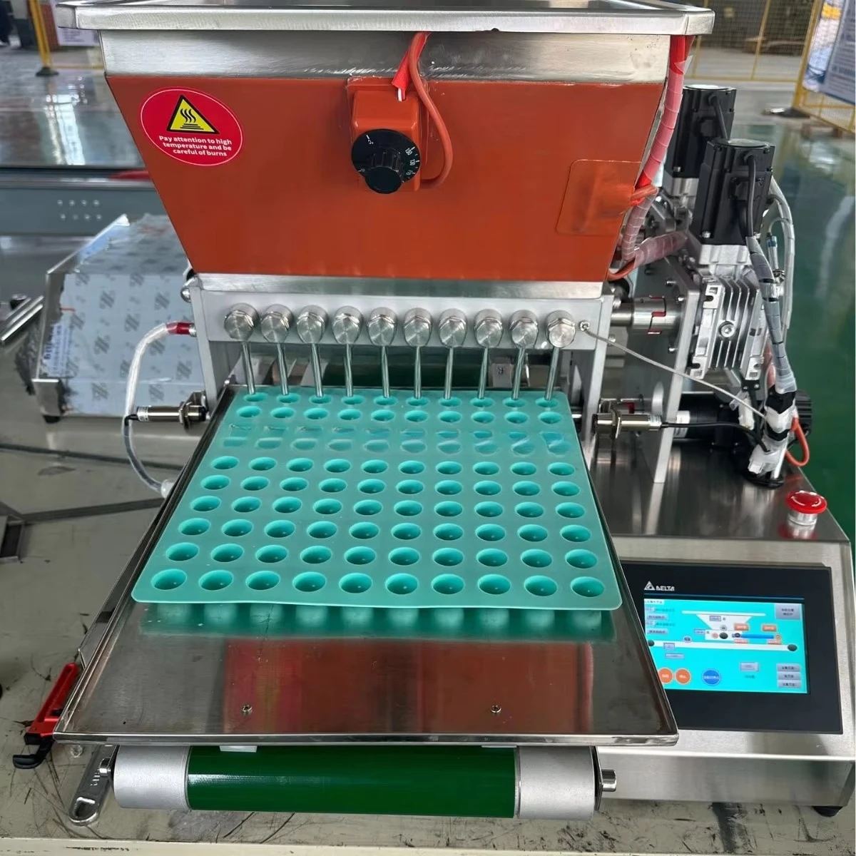 Desktop Multi-nozzle Gummy Depositor with Conveyor Touch Screen Jelly Candy Depositor Machine