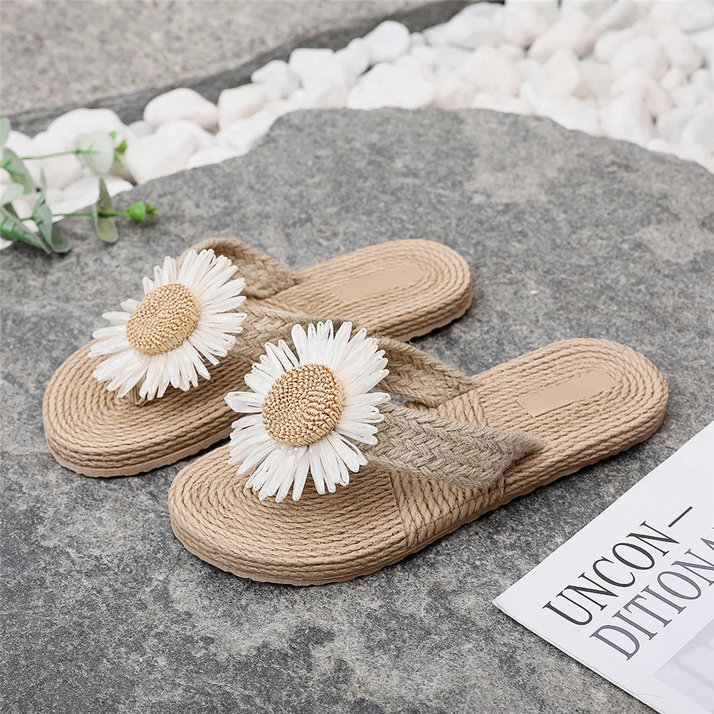 Women Flip Flops Outdoor Sunflower Straw Woven Flat Slippers For Ladies Bohemian Style Beach Slides Sandals Chaussure Femme