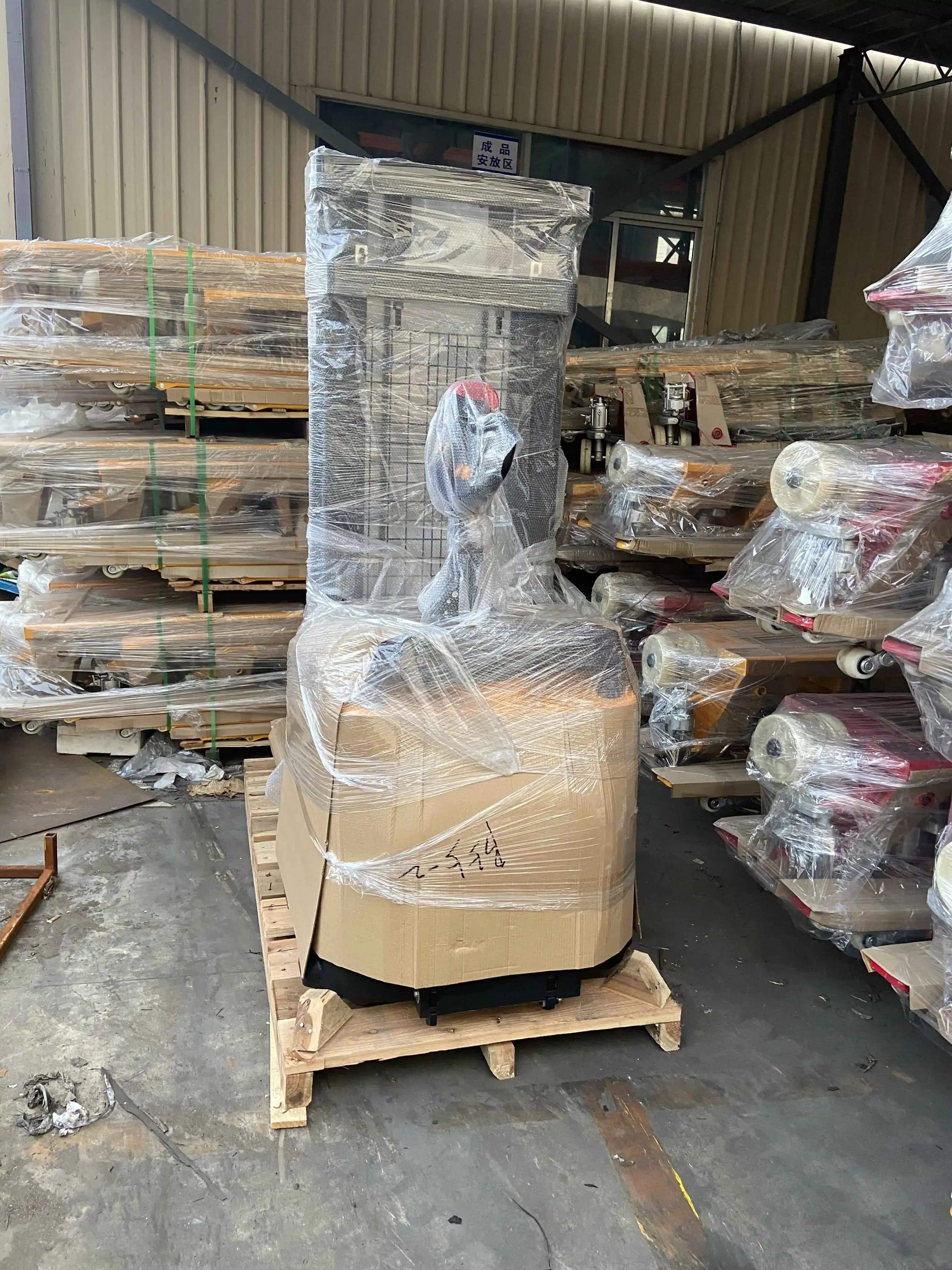 รถยกไฟฟ้าแบบเดินตาม Heli 2M 3.5M สำหรับขาย ขนาด 0.8 ตัน 1.5 ตัน แบตเตอรี่ลิเธียม สำหรับคลังสินค้า