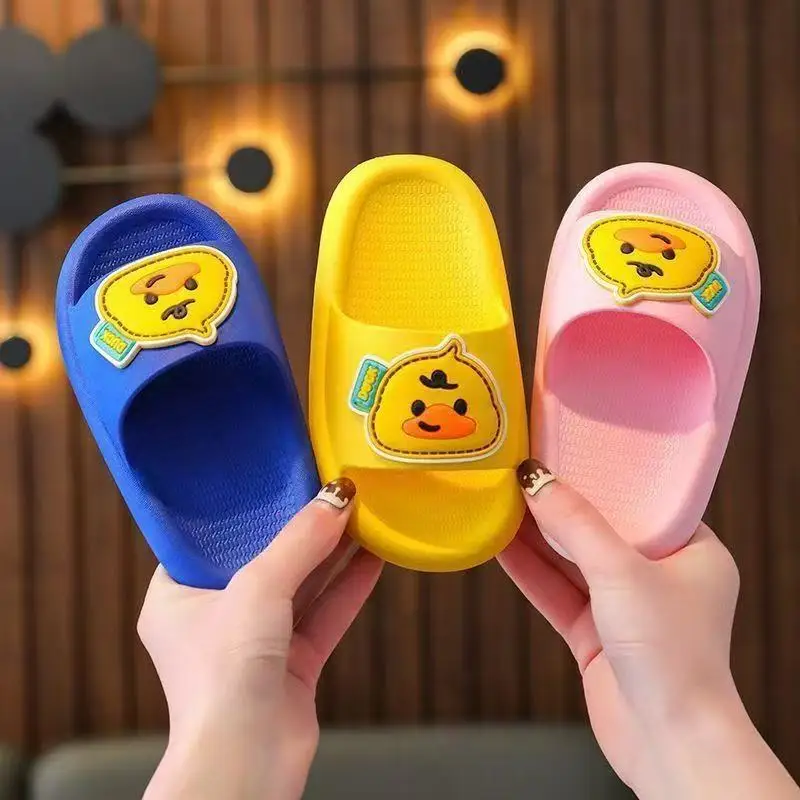 Gelbe Enten-Kinderpantoffeln, Sommerliche Rutschfeste Weichsohlen-Sandalen für Babys und Kleinkinder, Innen- und Badezimmer-Slides Verfügbar für – Detail 1