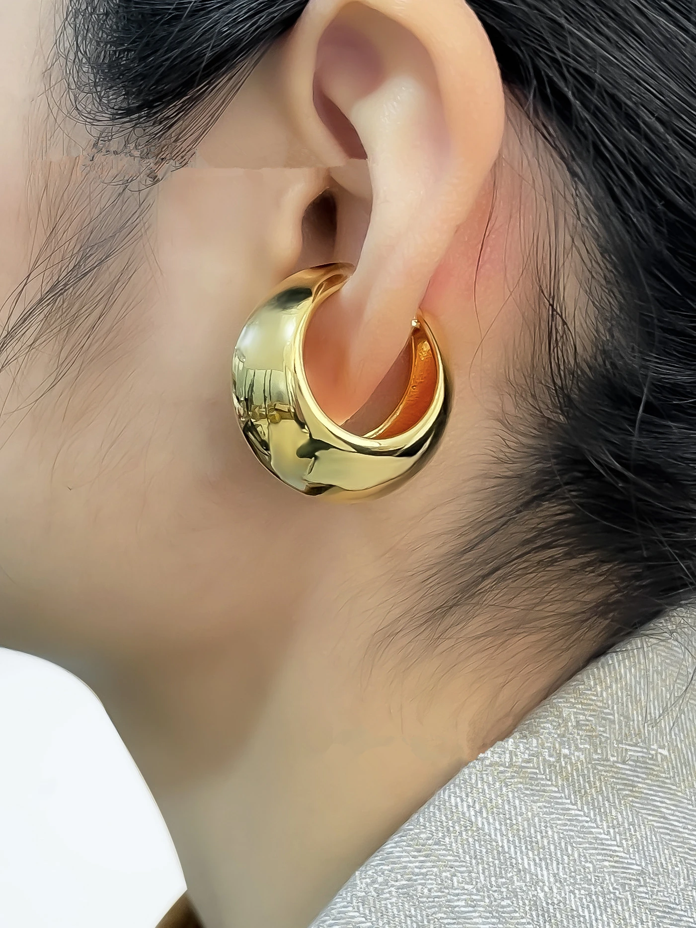 Punk No Piercing Metal Smooth Hollow Chunky Ear Clips Earrings for Women Men Trendy Thick Cartilage Cuff Earrings Jewelry Gifts