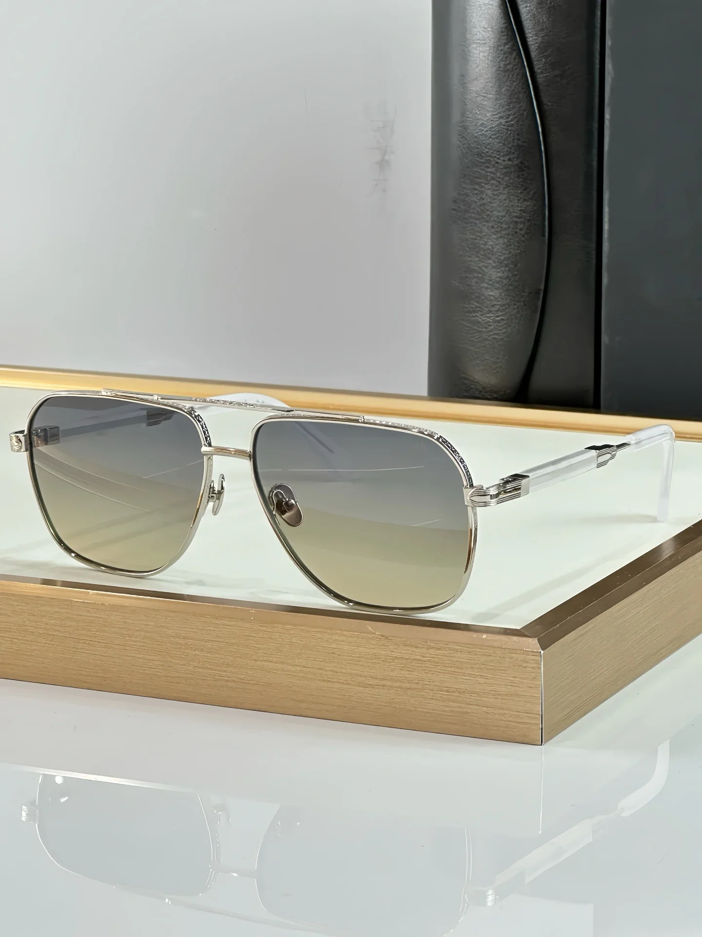 

THE Mayy SIZE 61-14 Top Quality Sunglasses for Men Classic Women Luxury Designer Fashion sun glasses UV400 With box