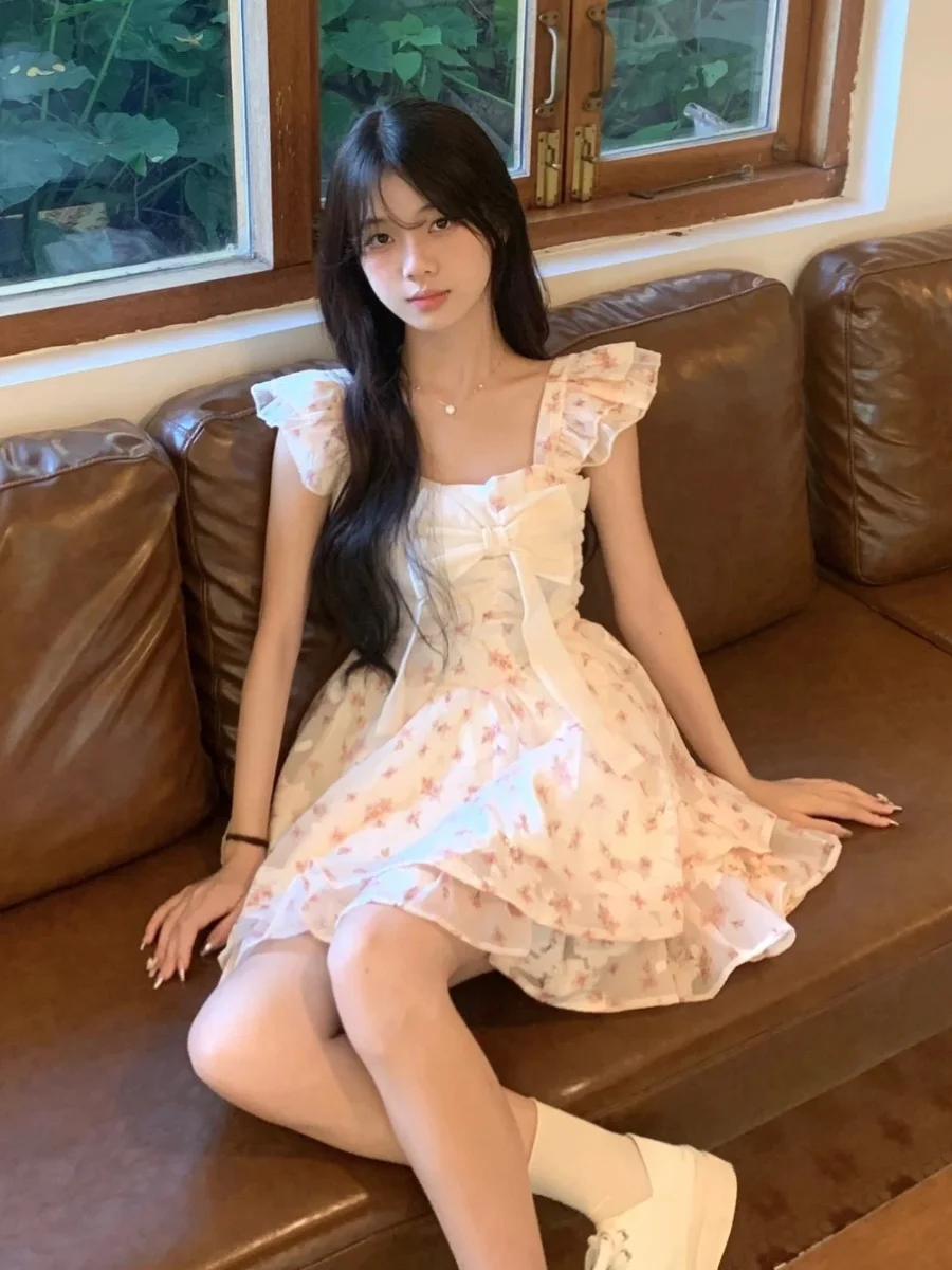 Vestido de verano para mujer con estampado floral dulce, falda corta con lazo en la cintura y vuelo, estilo coreano para el día a día.