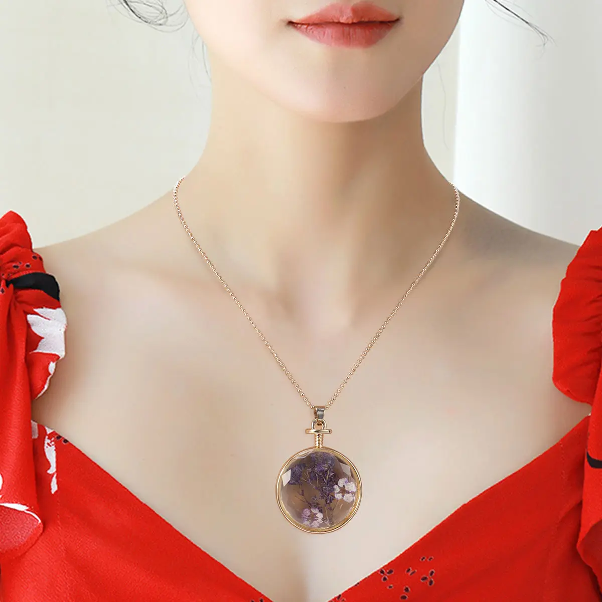 Dried Flower Pendant Necklace Round Translucent Glass Real Pressed Flower Terrarium Jewelry for Daily Wear Valentine's