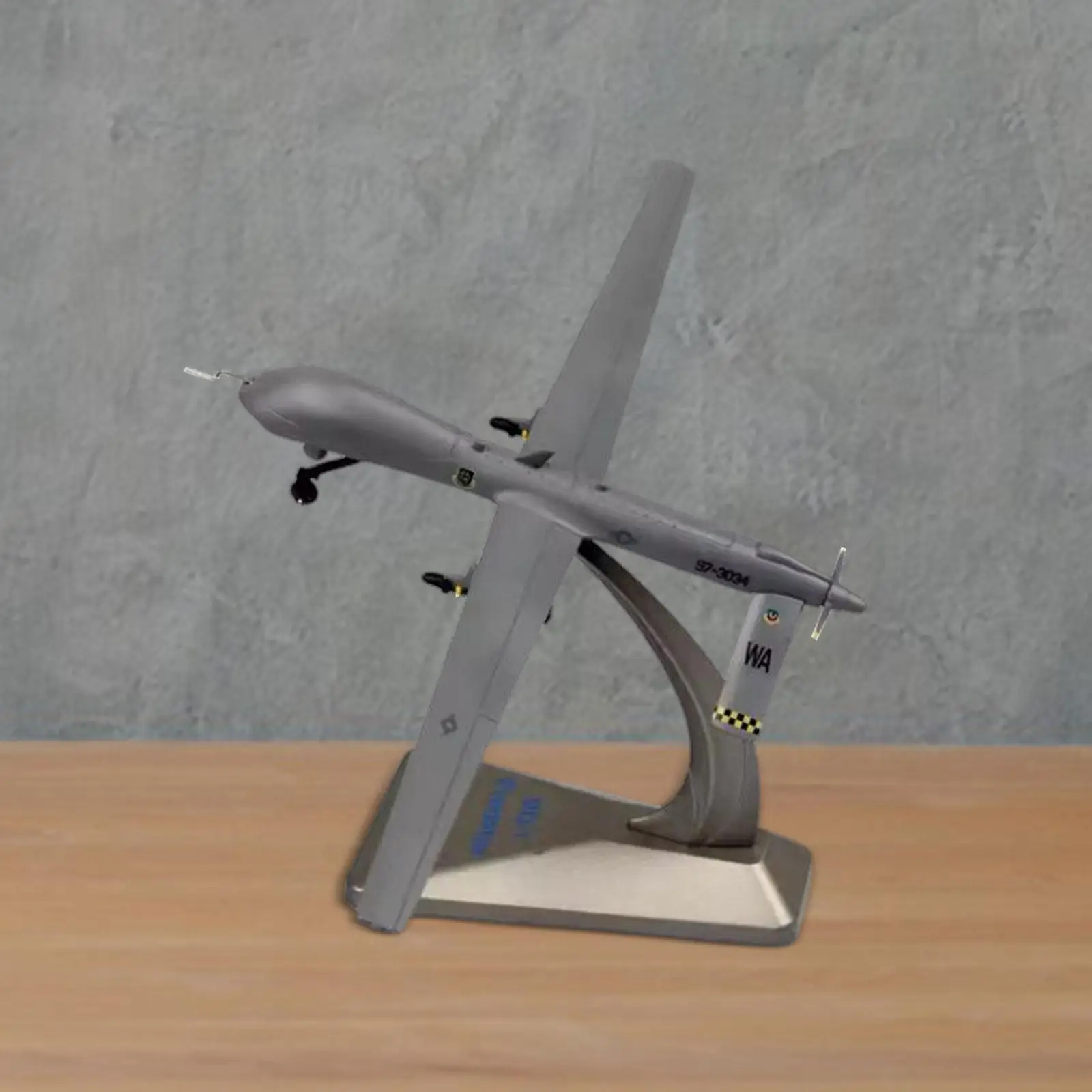 Alloy 1/72 MQ-1 Model samolotu Diecast Pomoce dydaktyczne Pamiątka ze stojakiem na szafkę TV Bar Półka na książki Sypialnia Kawiarnia