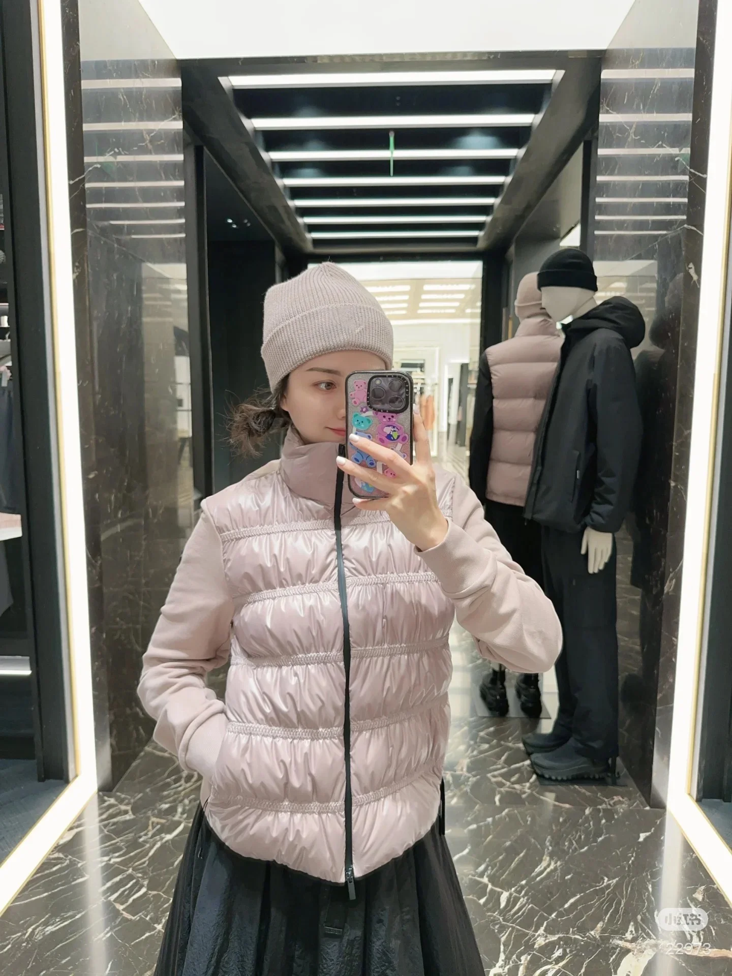 

Весенняя вязаная куртка-свитшот с воротником-стойкой, плиссировкой, облегающего кроя, легкая, телесно-розовая, теплая, женская