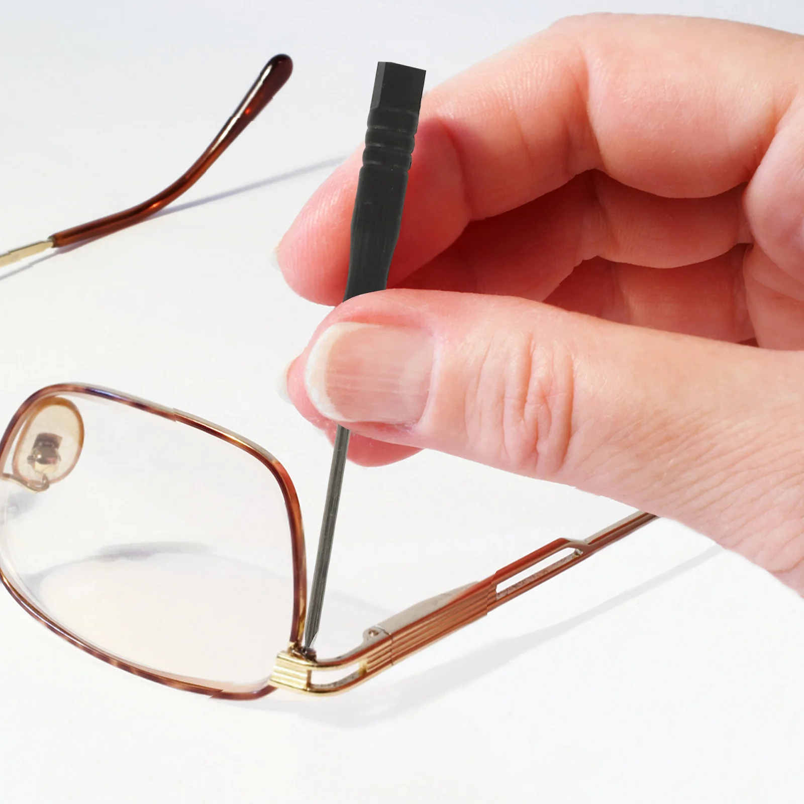 

1 set 1 Set Glasses Repair Kit Stainless Steel Screws Silicone Nose Pads Eyeglass Fixing Tools For Replacement