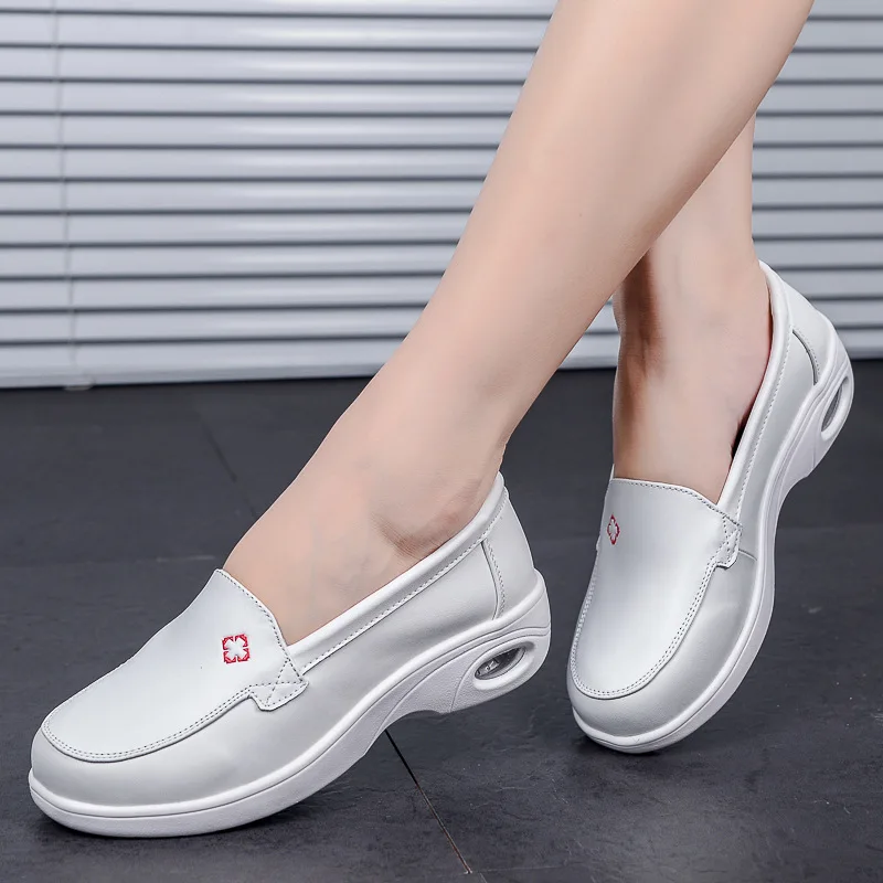 

Spring and Autumn Breathable Nurse White Flat-soled Comfortable Non-slip Soft-soled Wedge Shoes for Women