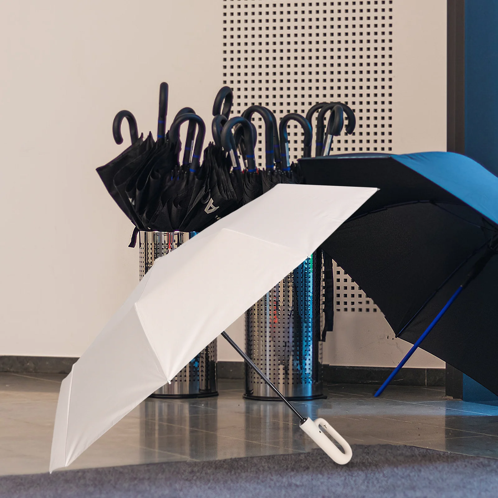 

Portable Travel Umbrella Strong Wind Resistant Auto Open Close Small Folding Rain Sun Shade for Outdoor Commute Hiking Beach