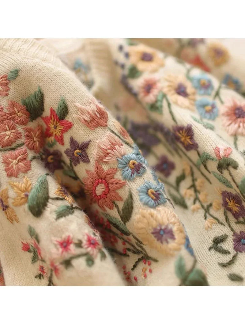 Abbigliamento da donna Cardigan Maglioni Maglioni maglioni autunnali invernali profumati lavorati a maglia con piccoli fiori in stile western europeo