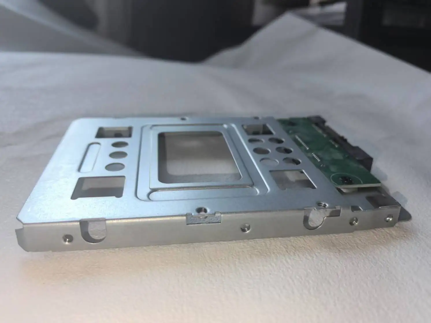 654540-001 2.Inch SAS/SATA/SSD to 3.5Inch Drive Adapter Converter