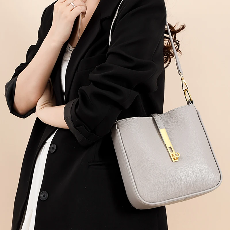 

Genuine Leather High Quality Women Tote Bag Luxury Soft Cowhide Ladies Shoulder Crossbody Bags 2025 Fashion Female Messenger Sac