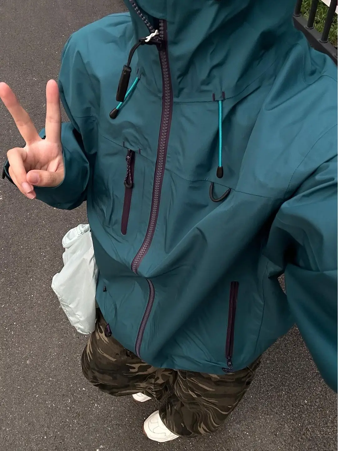 

Men's Tee-in-One Outdoor Soft ell Energy Saving Windproof Hooded Jaet Climbing Coat New Faion Brand Mountaineering Ja...