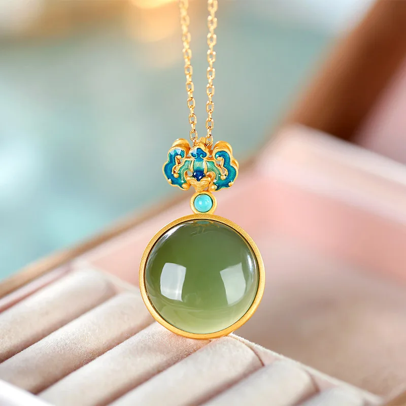 

S925 Silver Gold-Plated Inlaid Hetian Green Jade Cabochon Style Necklace