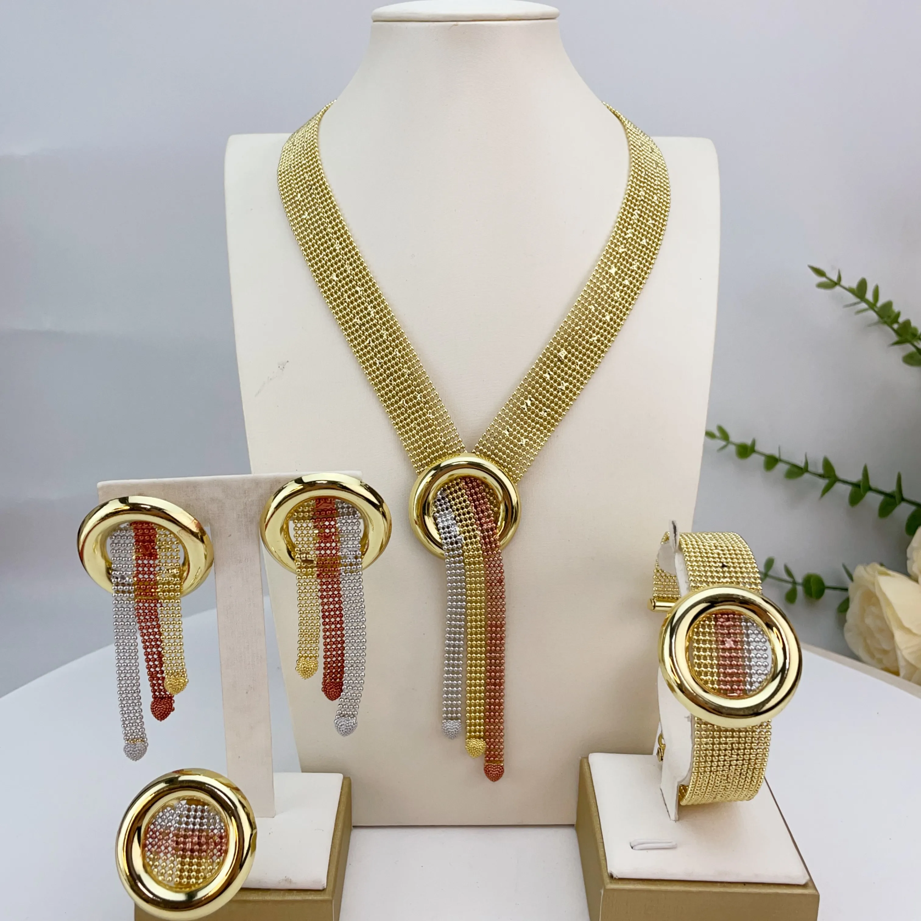 juego-de-joyeria-chapada-en-oro-de-dubai-en-oferta-collar-de-cadena-grande-de-estilo-moderno-para-mujer-regalos-para-mama-fhk24879