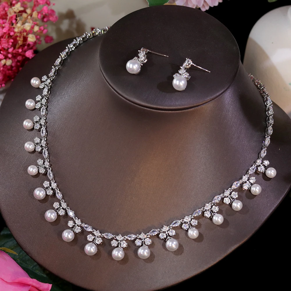 Gorgeous Cubic Zirconia Stone Pearl Choker Necklace Earring Jewelry Set for Women Bridal Satin Wedding Dress Accessories