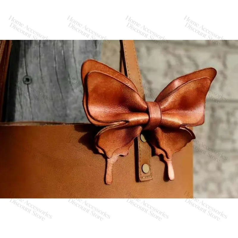 Butterfly Feeding Cutting Cutter Mold Finished product about 10cm Japanese knife material + wooden board 4911