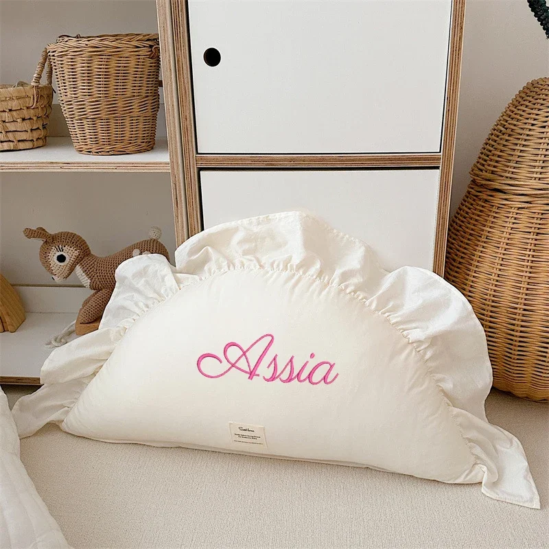 パーソナライズされた月型ベビー枕クッション-フリル付き-カスタム名入り-新生児寝具アクセサリー-ベビールームの装飾用