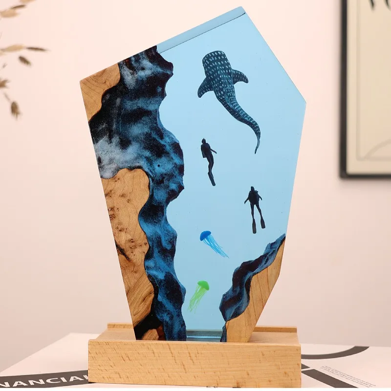 Resin lamp, cave, whale, diver, desktop jellyfish ornament, marine art and crafts, birthday gift ornament.