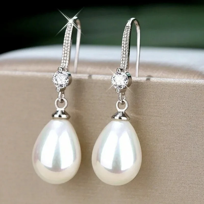 New Exquisite Fashion Silver Color Water Imitation Pearls Drop Earrings for Women Shiny Red Green Round Wedding Jewelry Gifts