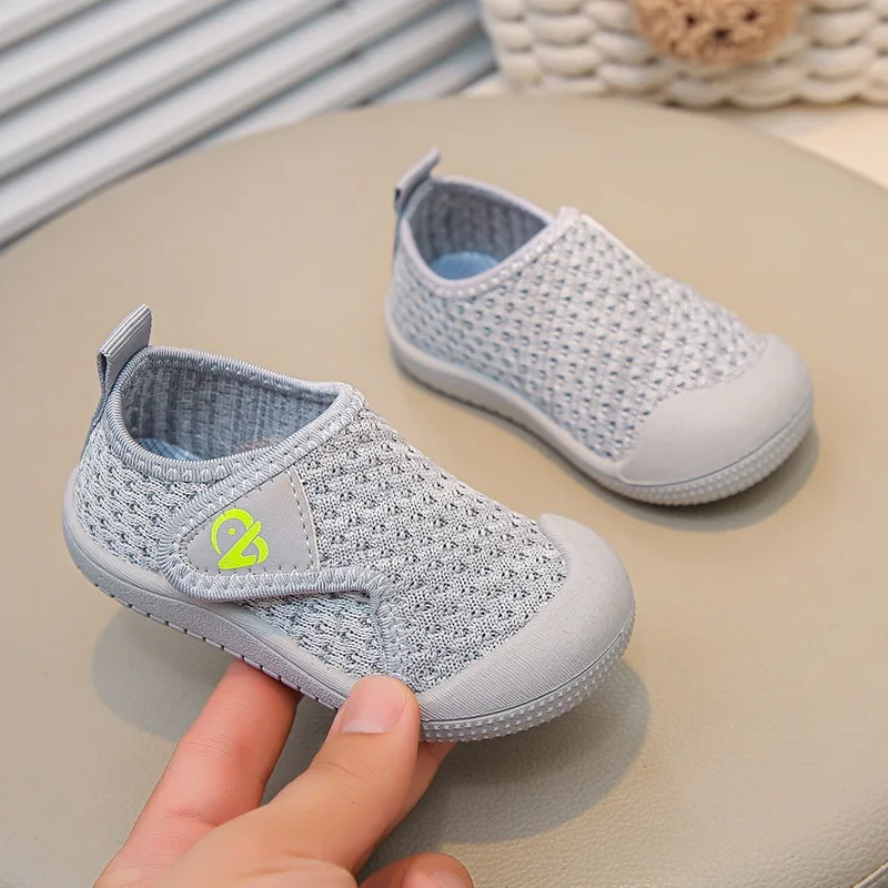 Children's Casual Shoes 2026 Summer New Girls' Soft-soled Sandals Knitted Breathable Boys' Barefoot Beach Shoes Zapatos De Niña