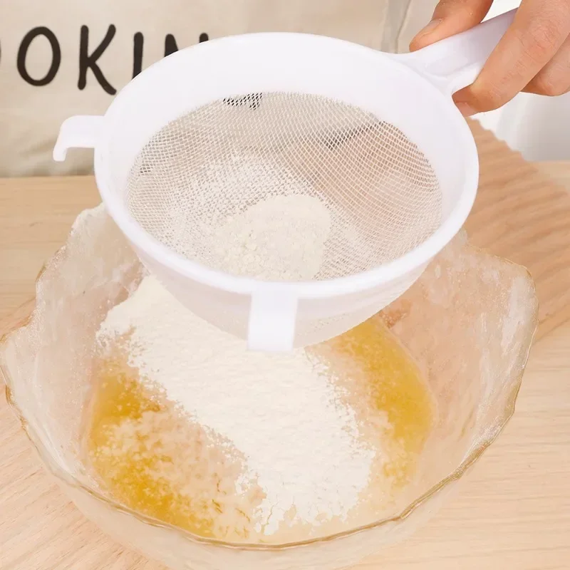 Kitchen Nut Milk Filter Plastic Fine Mesh Spoon Strainer Flour Sieve With Handle Soy Milk Coffee Filter Colanders Kitchen Tools